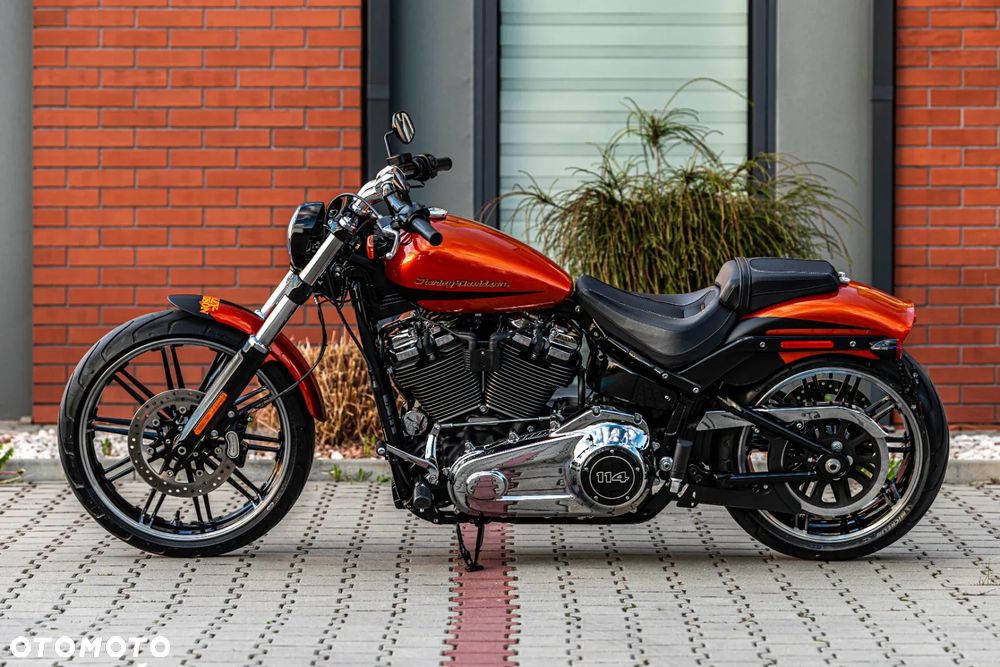 Harley-Davidson Softail Breakout - 5
