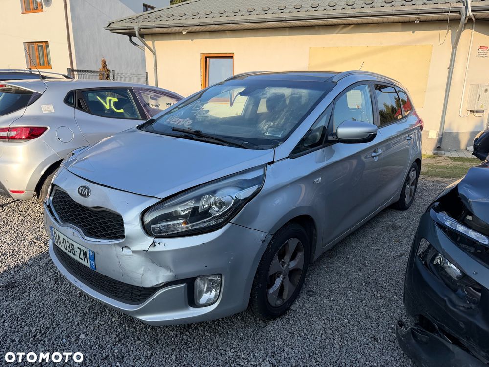 Kia Carens 1.7 CRDi 115 Dream-Team Edition - 2
