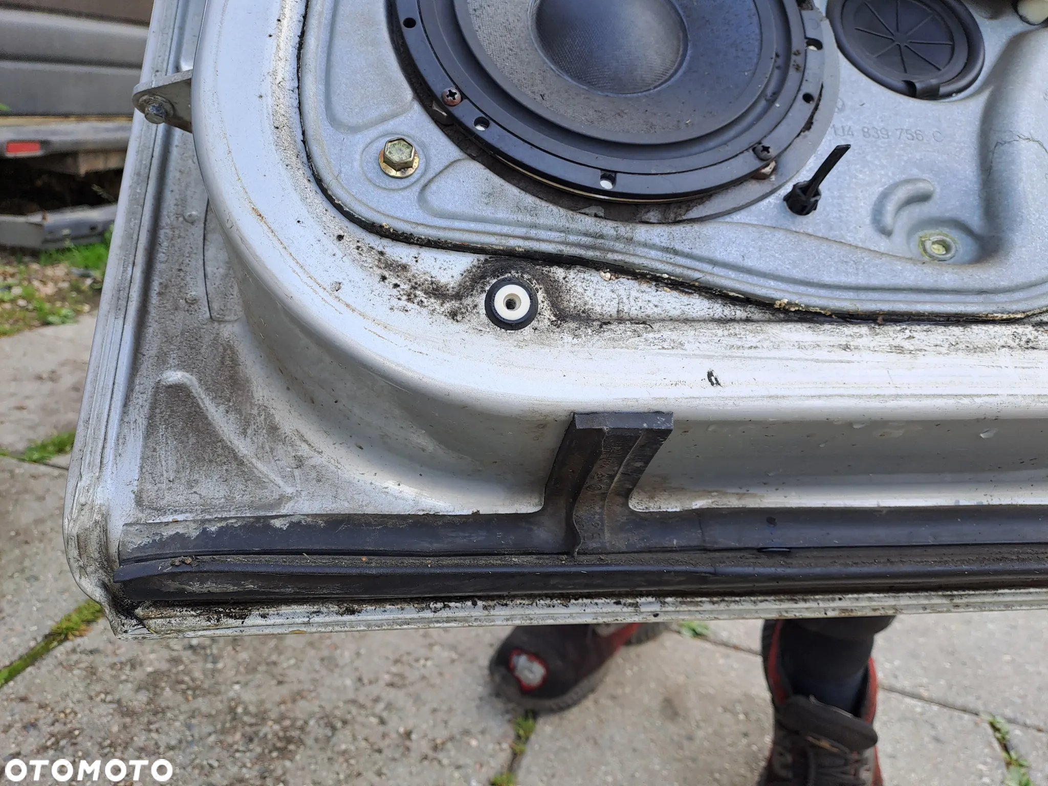Volkswagen Golf IV 5D drzwi kompletne klapa kod lakieru LB7Z i inne - 20