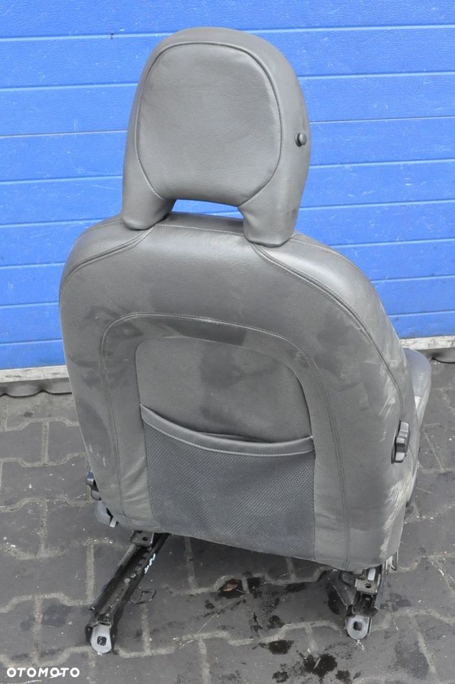 VOLVO  S40 II V50 FOTEL KIEROWCY SKÓRA RIII - 10