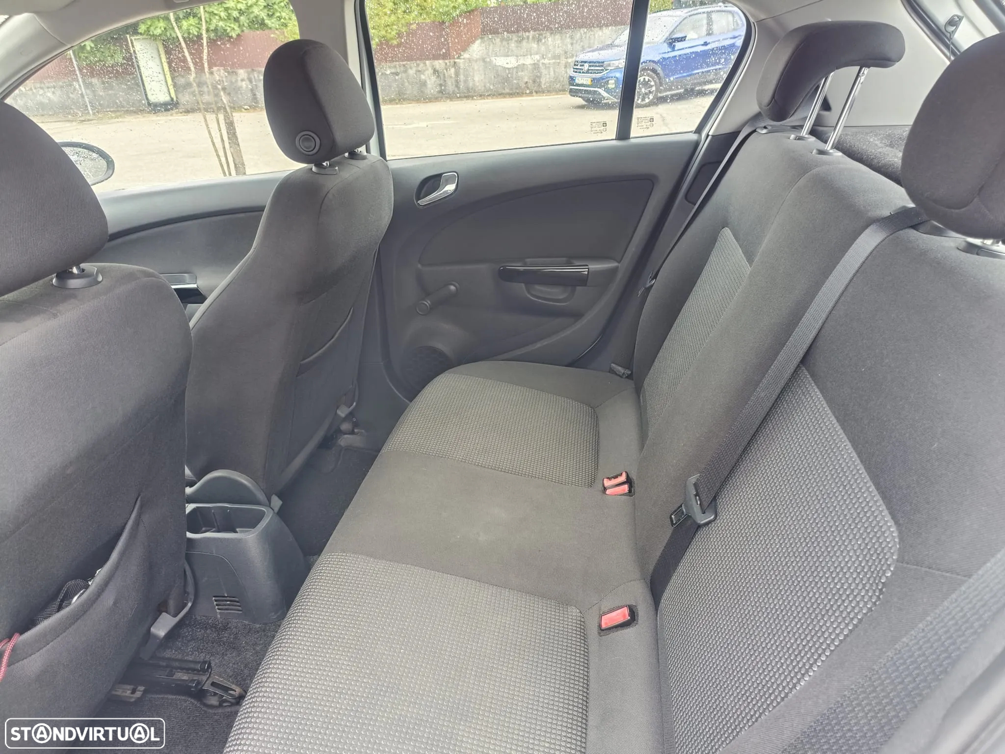 Opel Corsa 1.3 CDTi Enjoy EcoFLEX - 9
