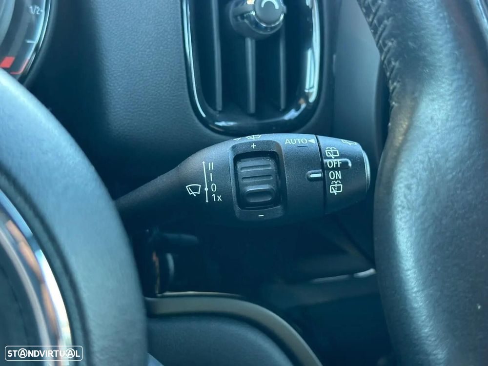 MINI Countryman Cooper SE ALL4 Auto - 31