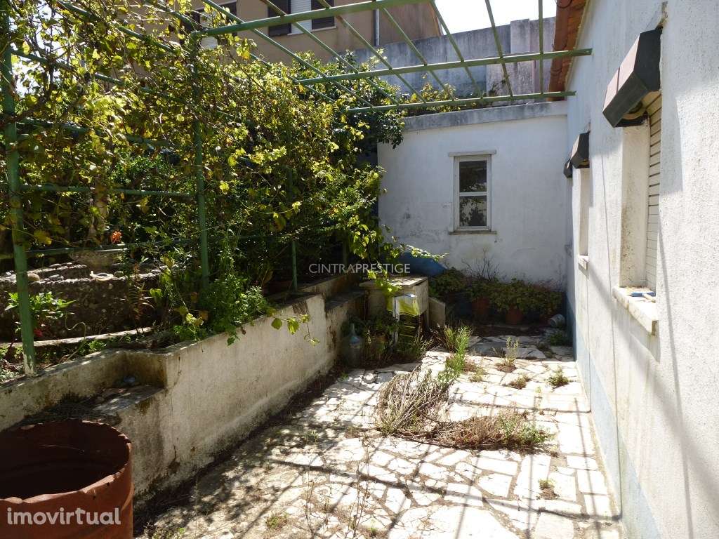 Moradia em S. Pedro de Sintra - Grande imagem: 2/25