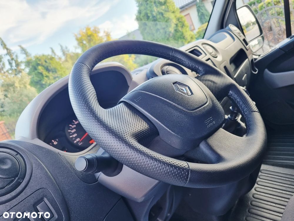 Renault Master - 33