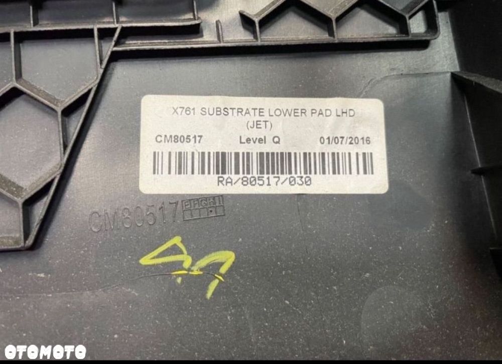 CM80517 osłona dolna kokpitu Jaguar f-pace x761 - 3