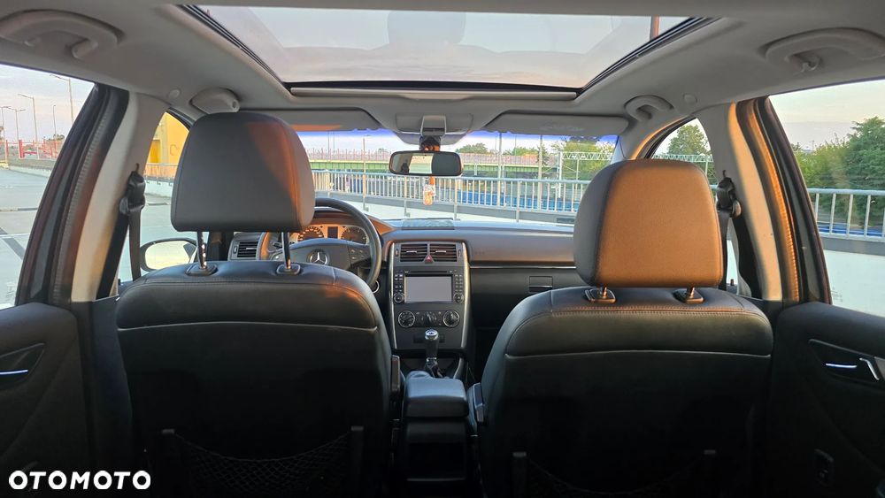 Mercedes-Benz Klasa B 180 CDI - 15