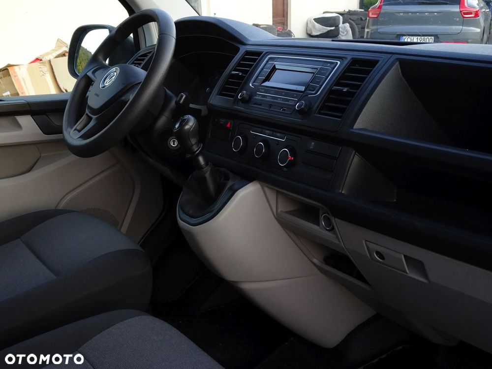 Volkswagen Transporter - 8