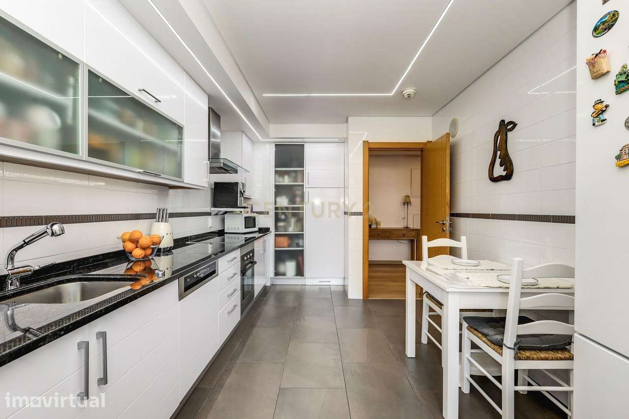 T3 com 3 lugares garagem - Casas do Lago - Grande imagem: 4/29