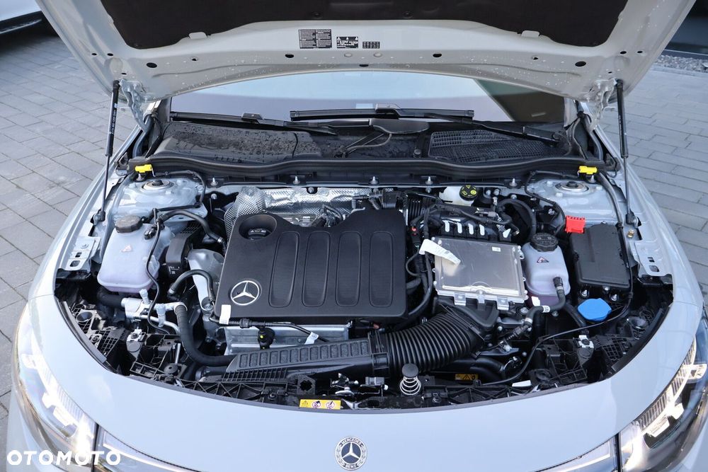 Mercedes-Benz CLA - 28