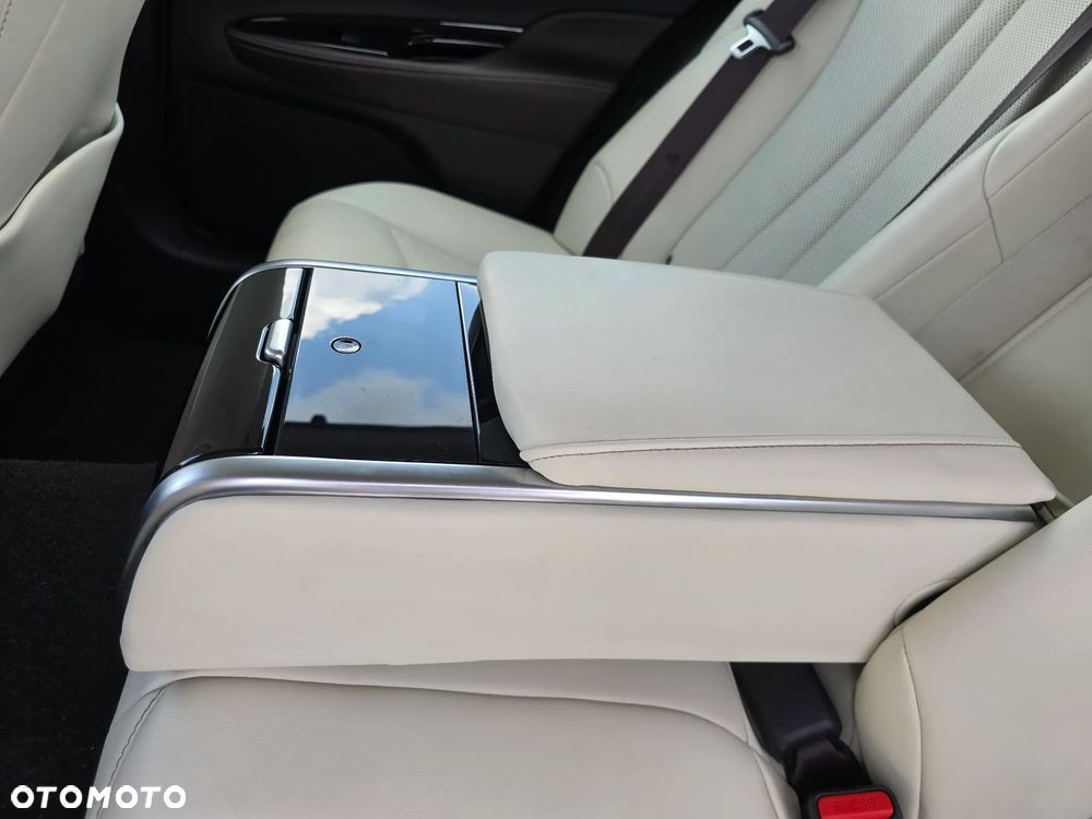Toyota Mirai Executive - 23