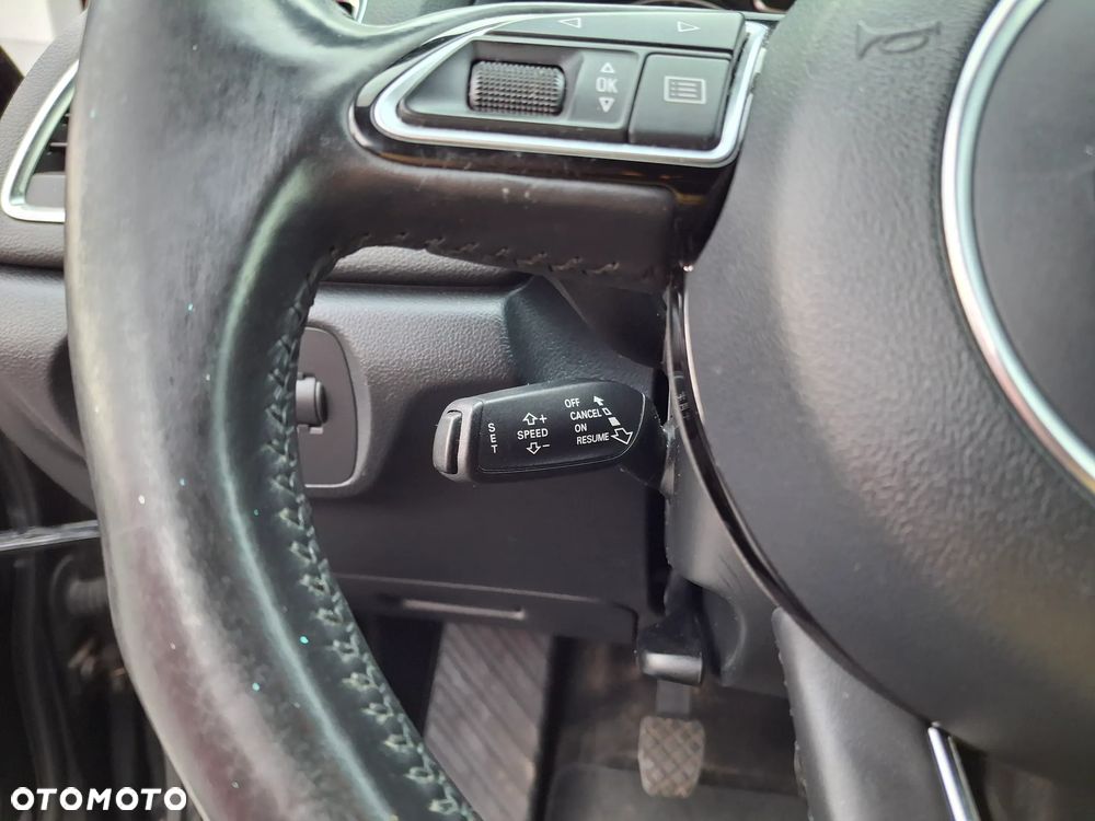 Audi Q3 2.0 TDI Quattro Edycja Specjalna - 13