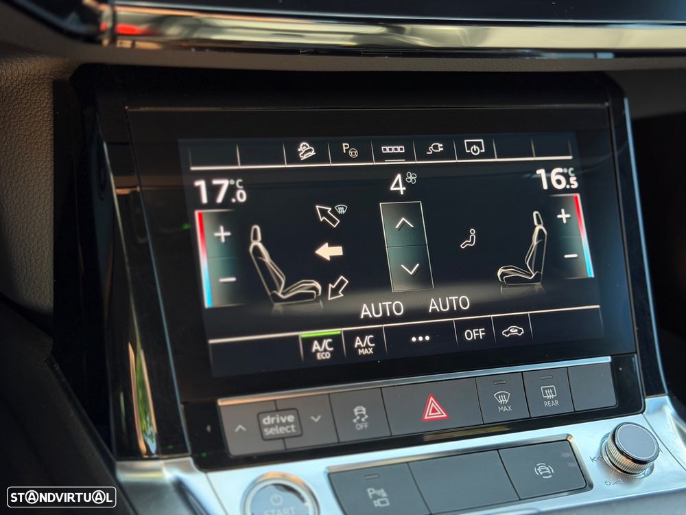 Audi e-tron 55 quattro S line - 26