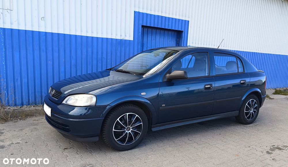 Opel Astra - 18