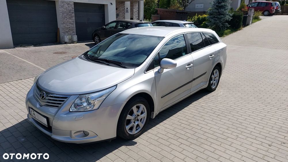 Toyota Avensis 2.0 D-4D Sol - 16