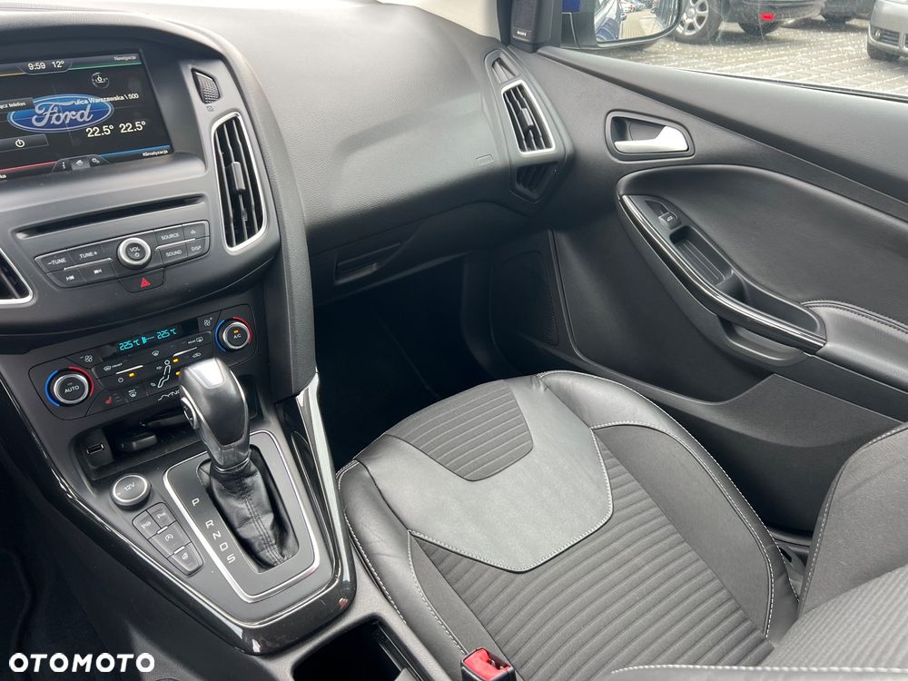 Ford Focus Turnier 1.5 EcoBoost Start-Stopp-System Business Edition - 18