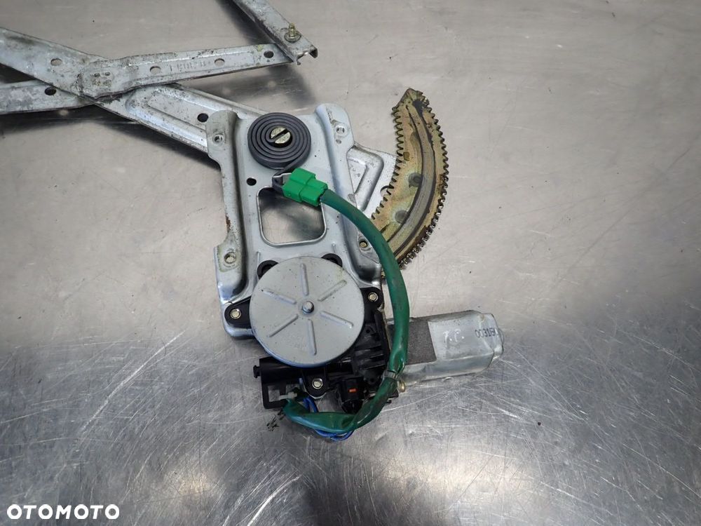 PODNOŚNIK SZYB PRAWY PRZÓD SUBARU LEGACY III - 2