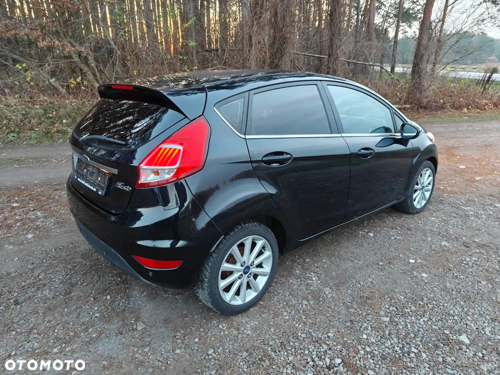 Ford Fiesta 1.0 EcoBoost S&S TITANIUM - 7