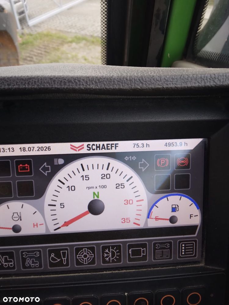 Schaeff TW110 koparka kołowa 4x4 - 38