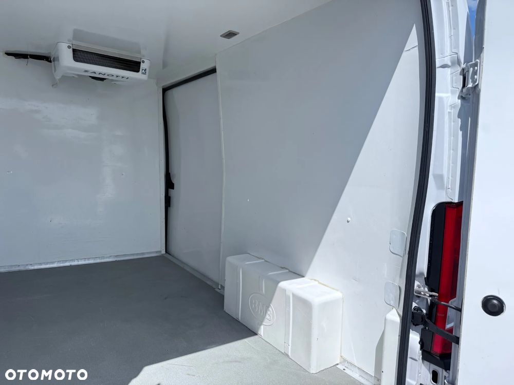 Fiat Ducato L2H2 Chłodnia Izoterma Zanotti Salon PL - 10