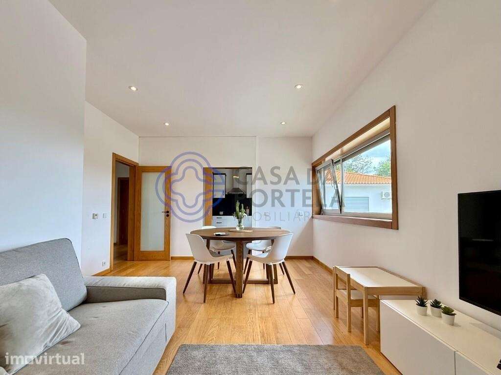 Apartamento T2 em Arouca - Grande imagem: 2/23