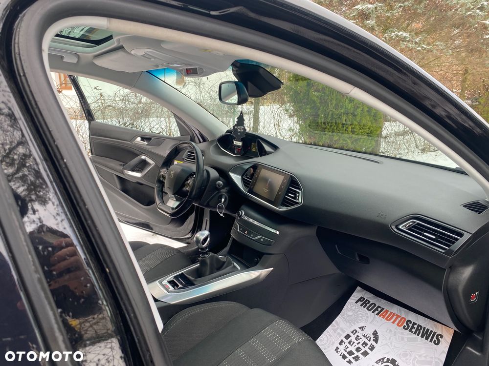 Peugeot 308 1.6 e-HDi Allure S&S - 12