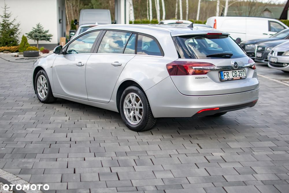 Opel Insignia - 14