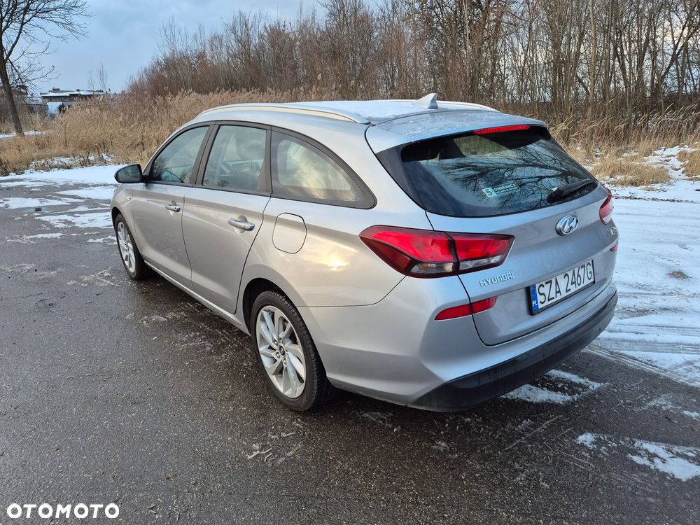 Hyundai i30 1.5 DPI Comfort - 8
