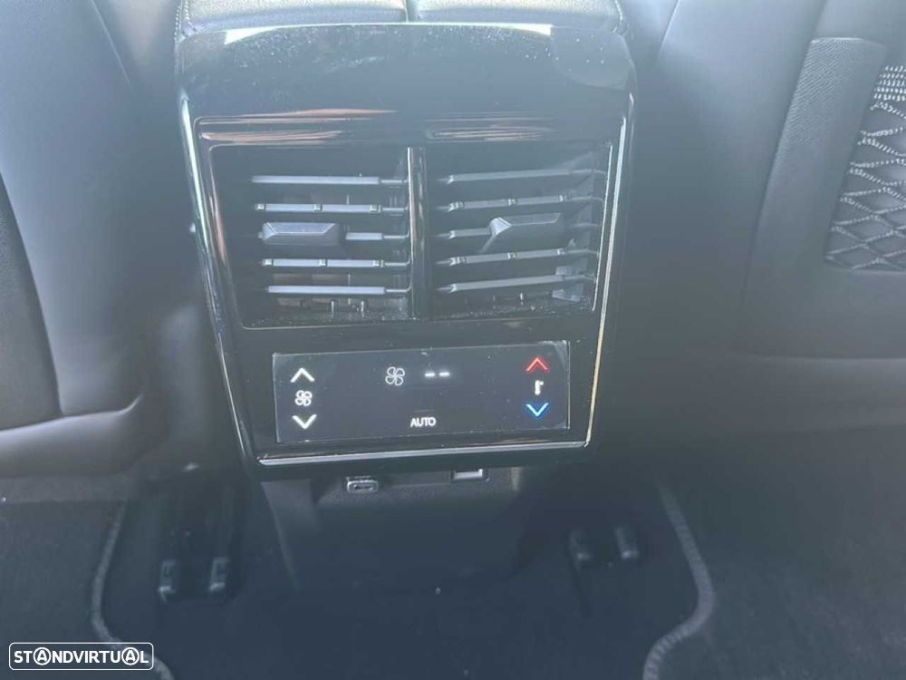 DS DS7 E-Tense Performance Line+ EAT8 - 18