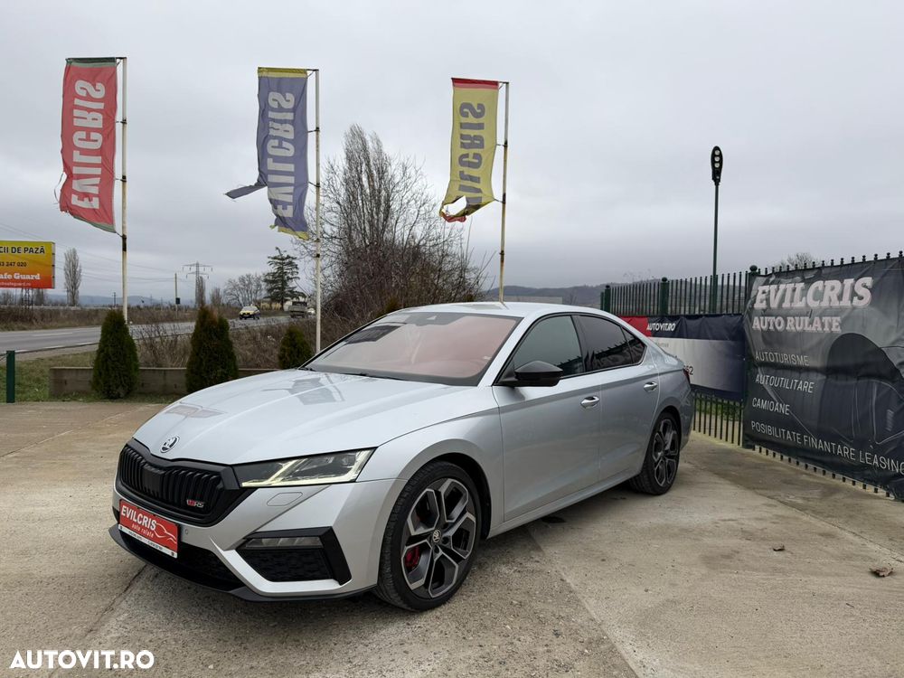 Skoda Octavia 2.0 245 TSI DSG RS - 39