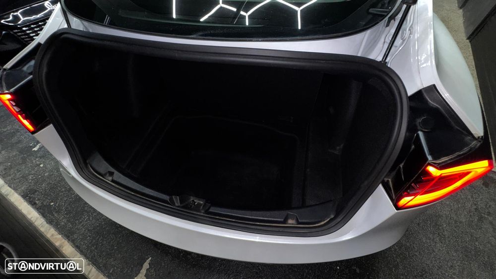 Tesla Model 3 Performance Dual Motor AWD - 21