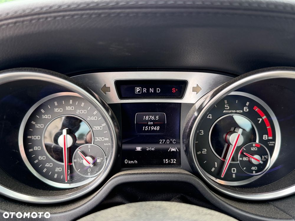 Mercedes-Benz SL 63 AMG - 36