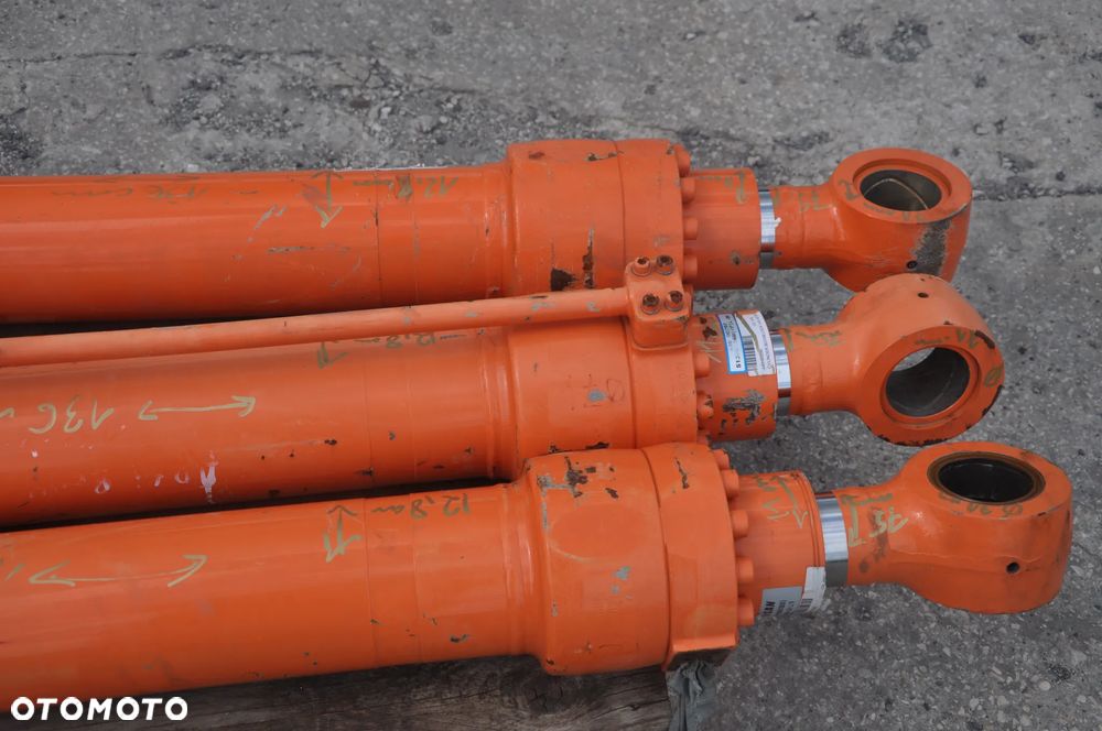 Siłownik hydrauliczny Doosan - 1