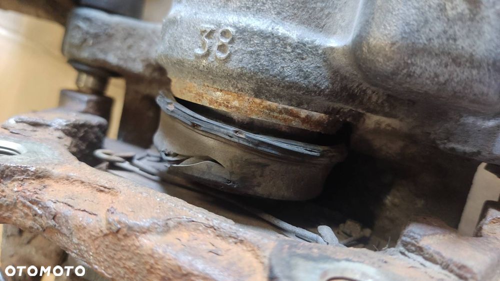 ZACISK HAMULCOWY  TYŁ DO REGENERACJI HURT AUDI OPEL FORD VOLVO RENAULT - 6