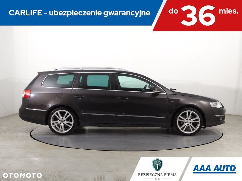 Volkswagen Passat Variant - 8