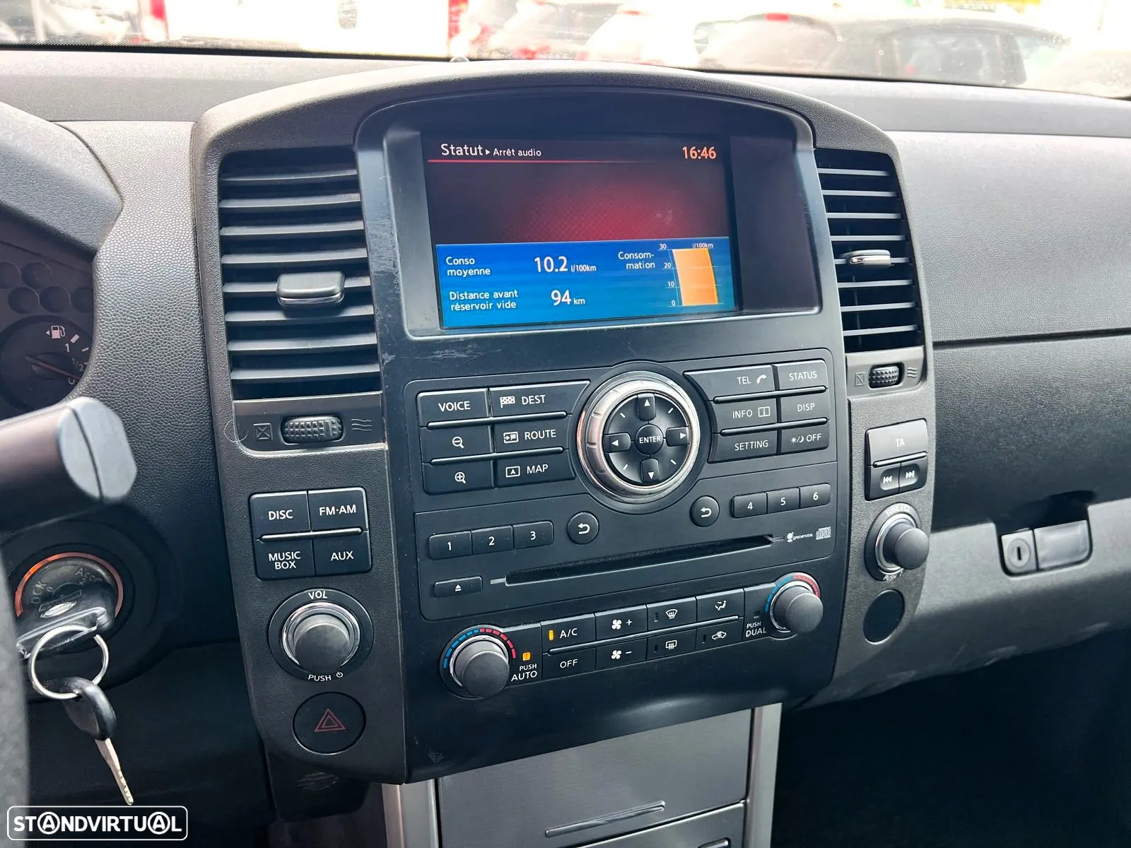 Nissan Navara 2.5 dCi CD LE Hi-Tech +P.Premium 4WD - 8