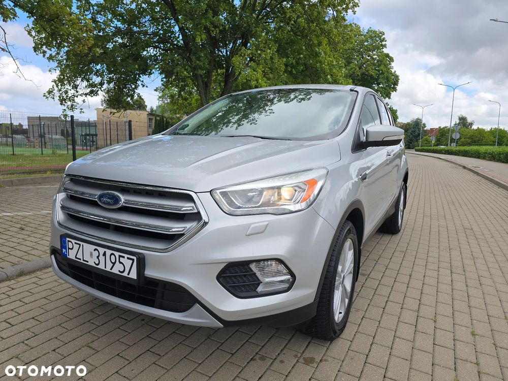 Ford Kuga 2.0 TDCi 4x2 Titanium - 1