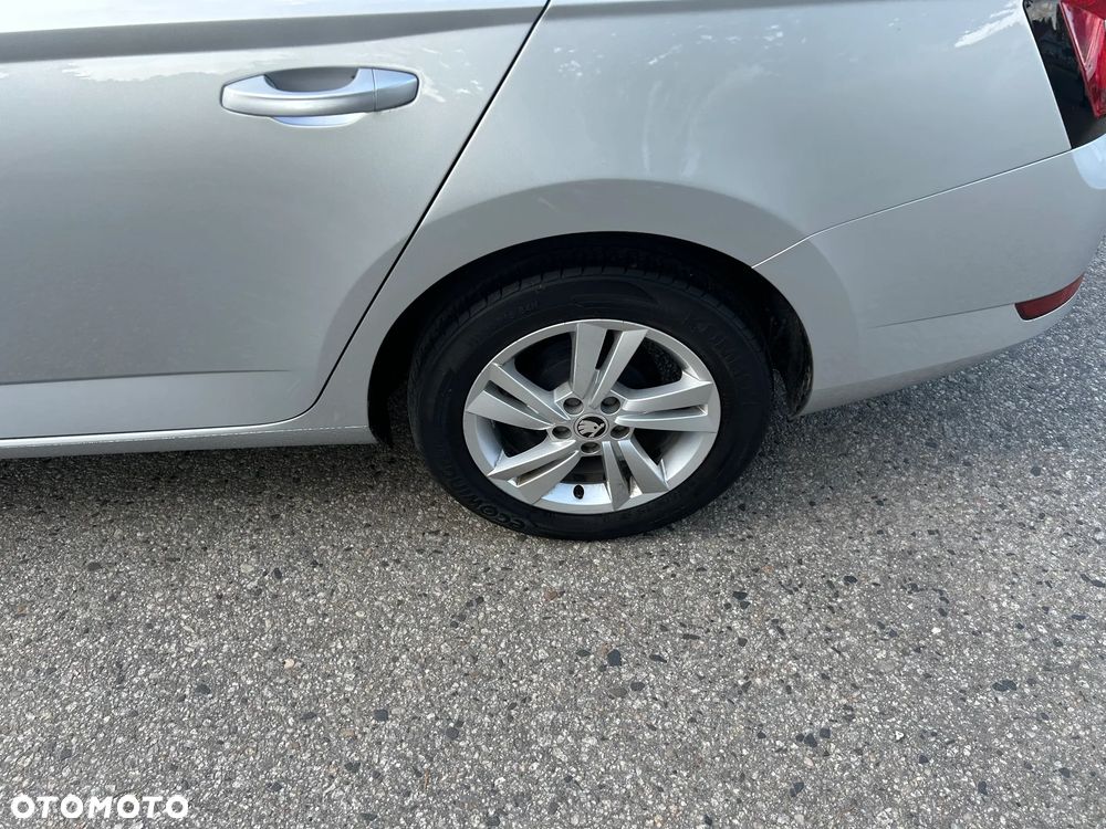 Skoda Fabia 1.0 TSI Ambition - 29