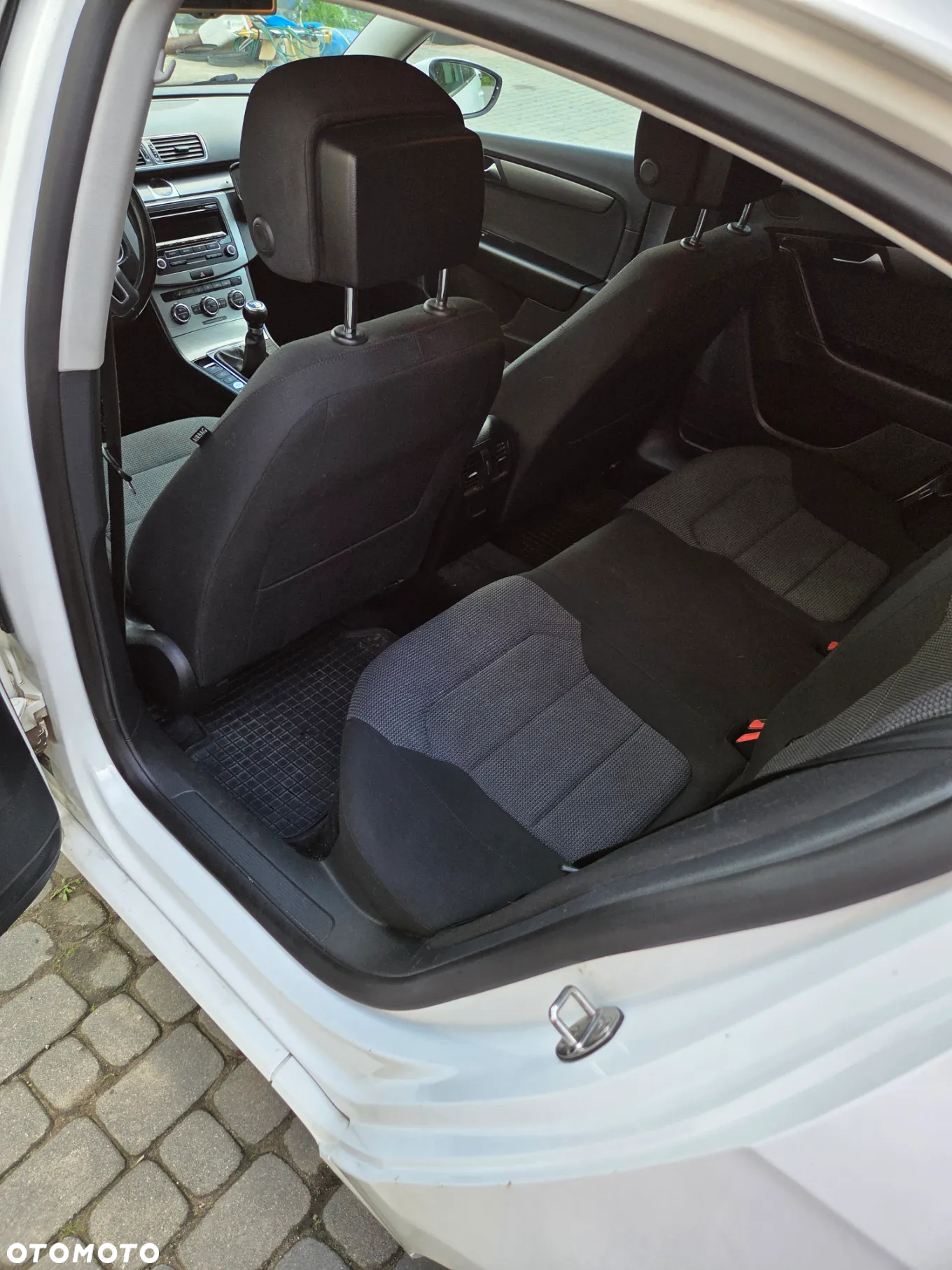 Volkswagen Passat 1.8 TSI Comfortline - 11