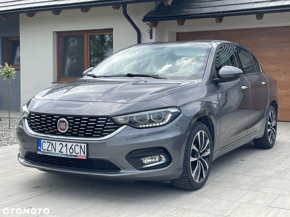 Fiat Tipo 1.4 16V Lounge EU6d - 1