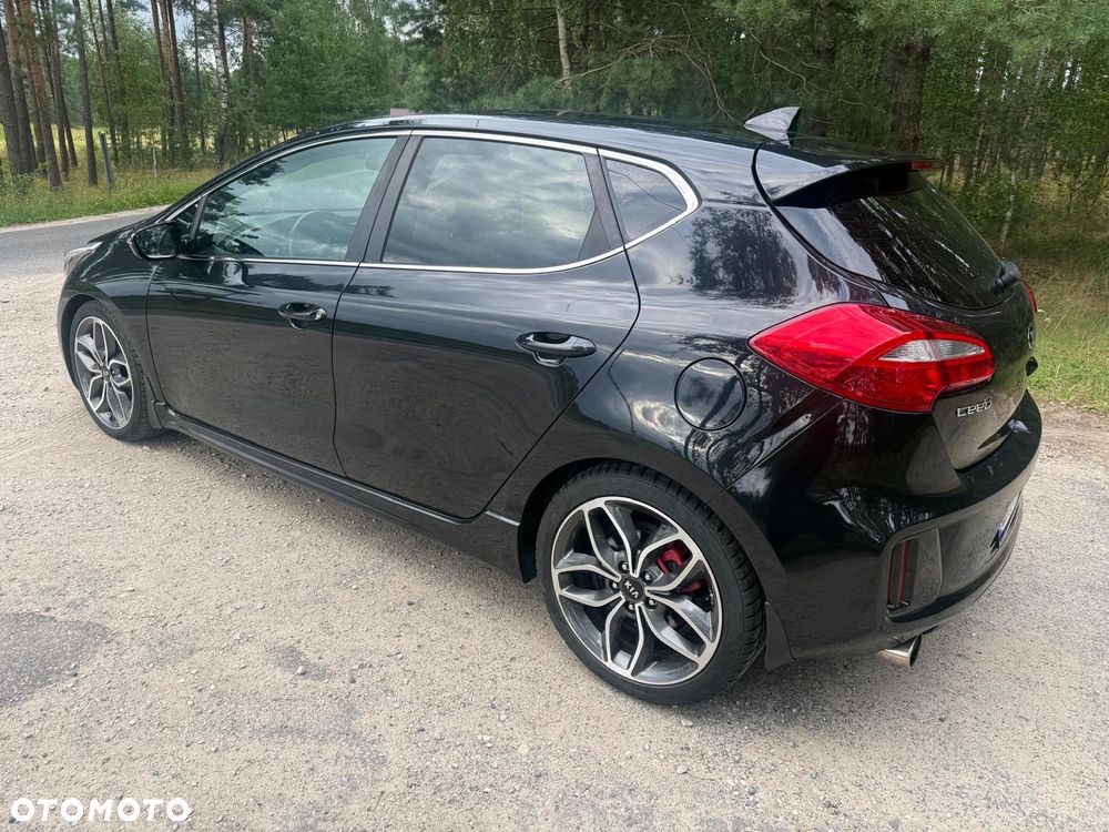 Kia Ceed 1.6 T-GDI GT L - 7