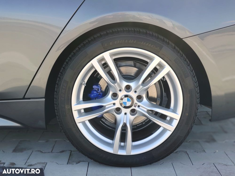 BMW Seria 3 330e iPerformance M Sport - 15