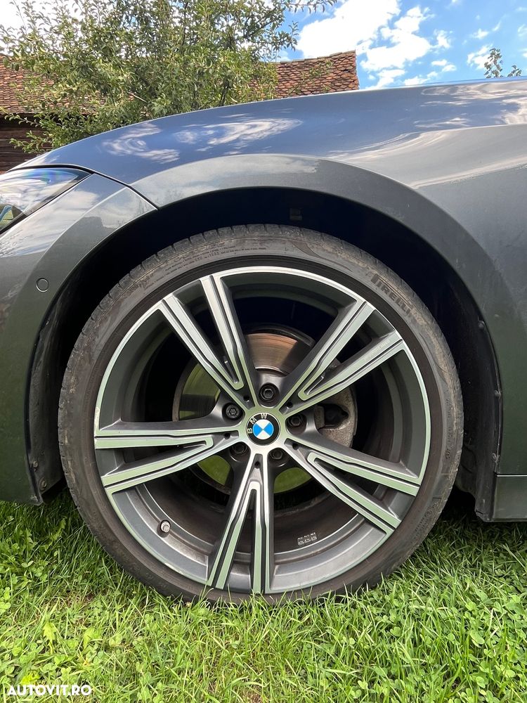 BMW Seria 3 - 32