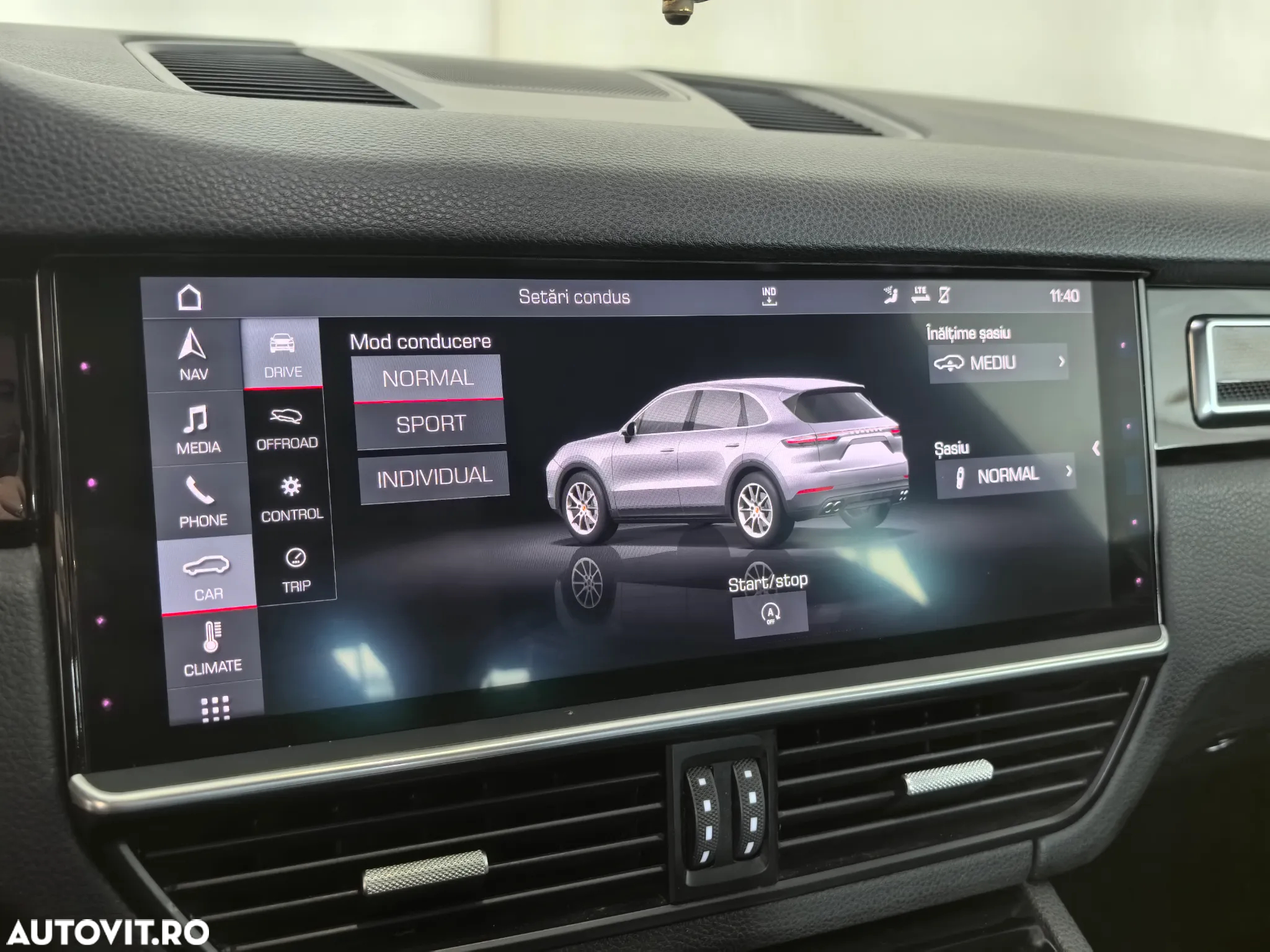 Porsche Cayenne - 24