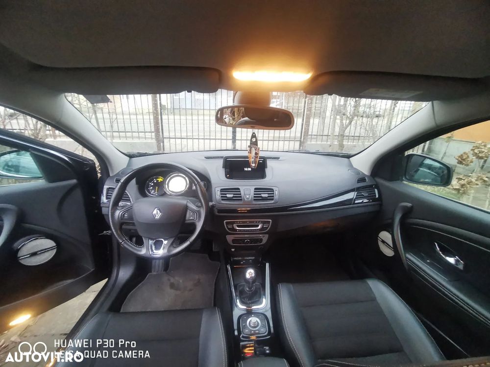 Renault Megane ENERGY dCi 130 Start & Stop Bose Edition - 13