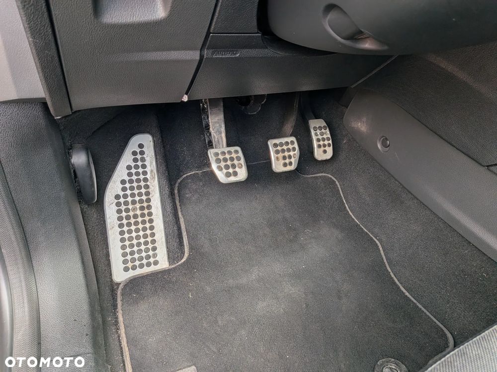 Ford Mondeo 1.6 Eco Boost Start-Stopp Champions Edition - 32
