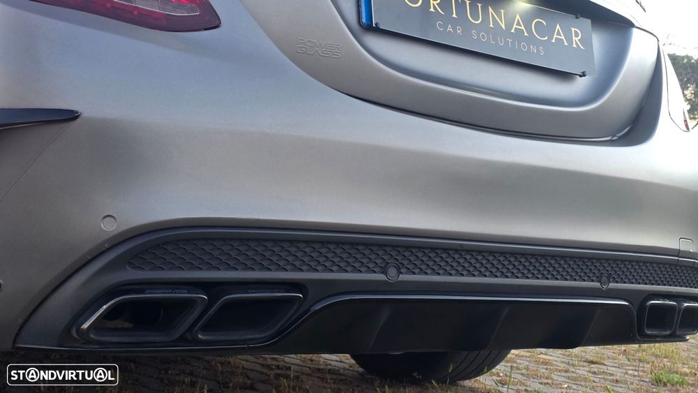 Mercedes-Benz C 63 AMG Standard - 37