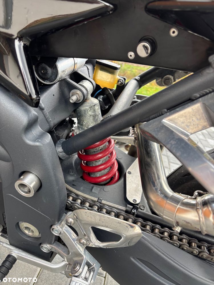 Triumph Speed Triple - 28