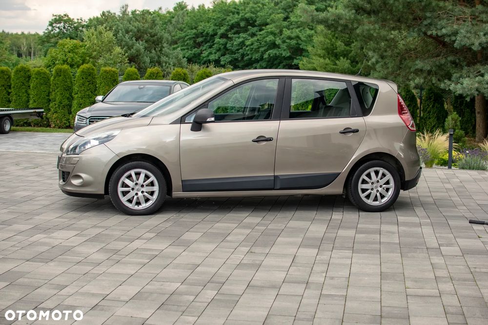 Renault Scenic - 3