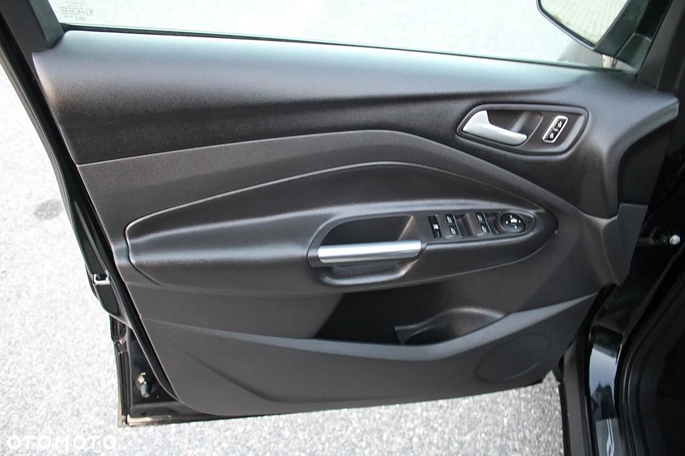 Ford Kuga 2.0 TDCi Titanium - 14
