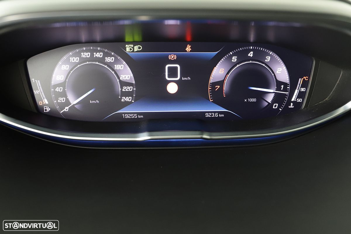 Peugeot 3008 1.2 PureTech Allure Pack - 16